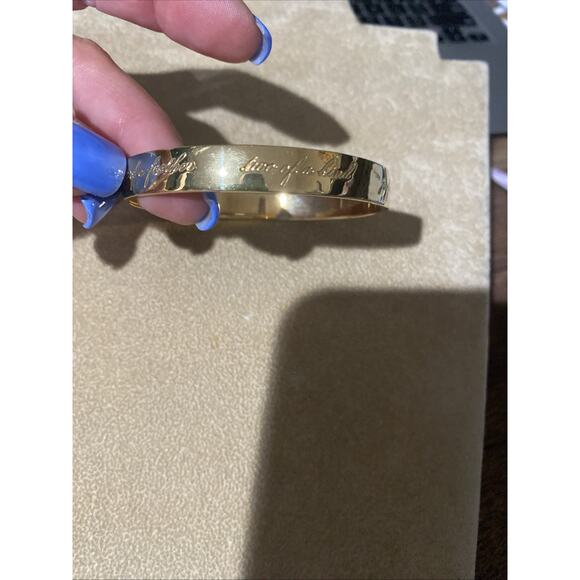 Kate Spade Bracelet Gold Tone Bangle Best Friend Ever Engraved Bridesmaid - Picture 4 of 6